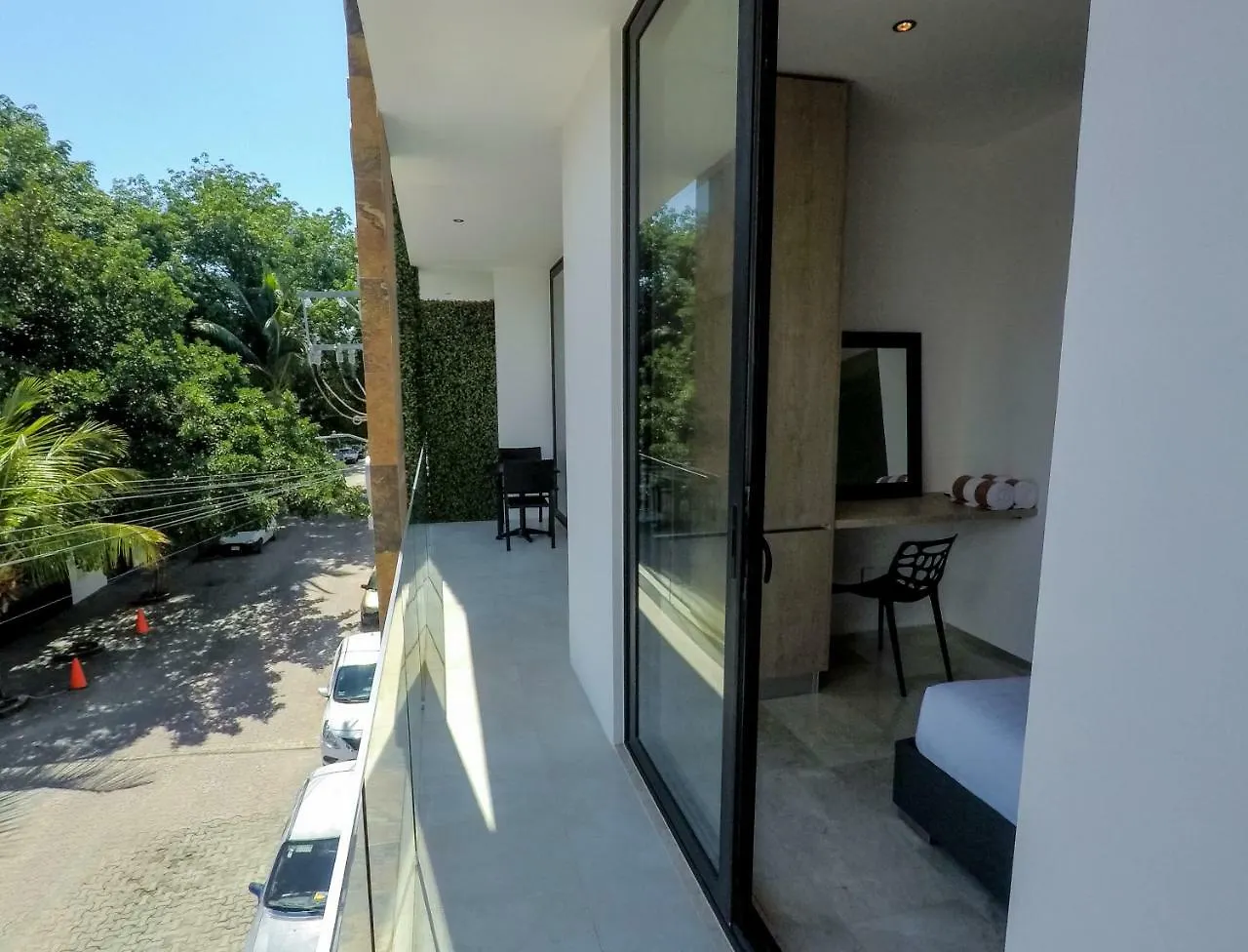 Menesse 32 Luxury Apartments By Mikitito Rentals Playa del Carmen Mexico