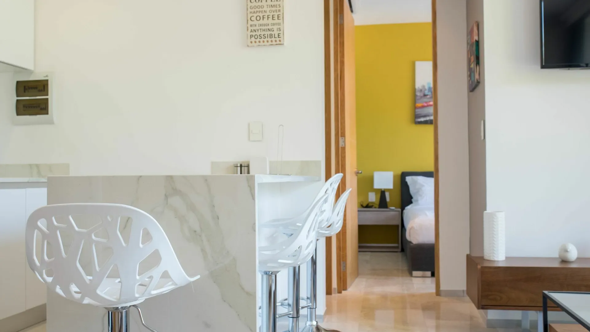 Menesse 32 Luxury Apartments By Mikitito Rentals Playa del Carmen