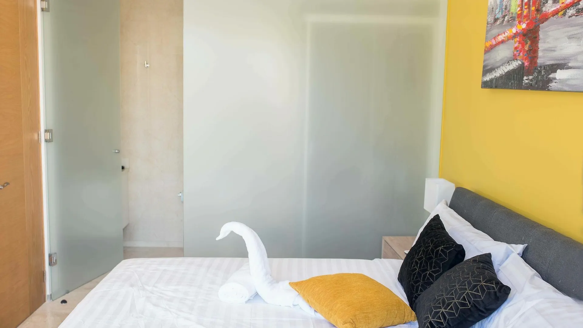 Menesse 32 Luxury Apartments By Mikitito Rentals Playa del Carmen