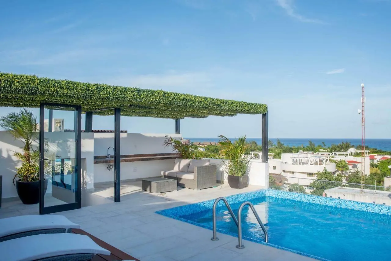 Menesse 32 Luxury Apartments By Mikitito Rentals Playa del Carmen