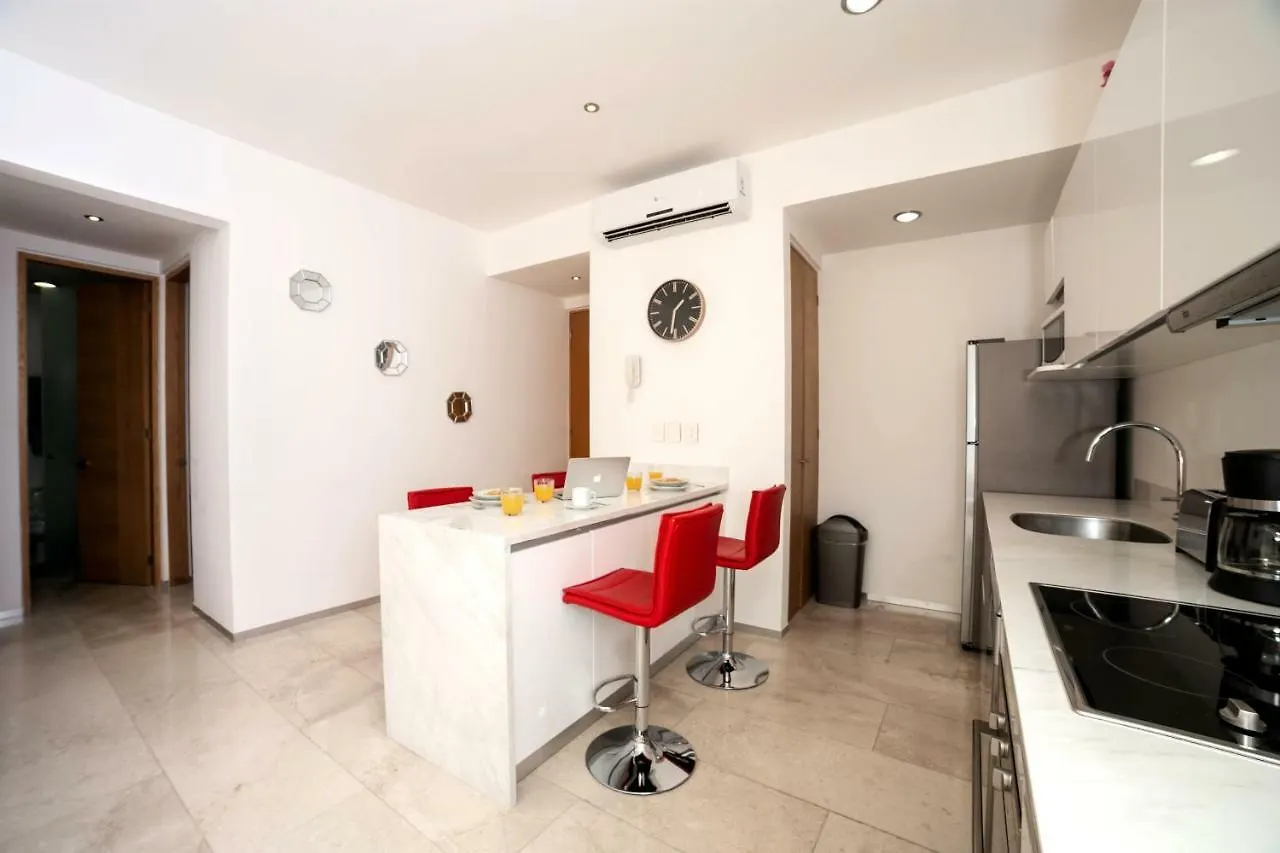 Menesse 32 Luxury Apartments By Mikitito Rentals Playa del Carmen 0*,