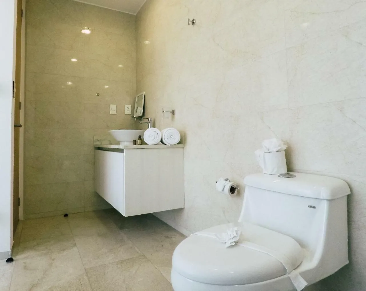 Menesse 32 Luxury Apartments By Mikitito Rentals Playa del Carmen 0*,