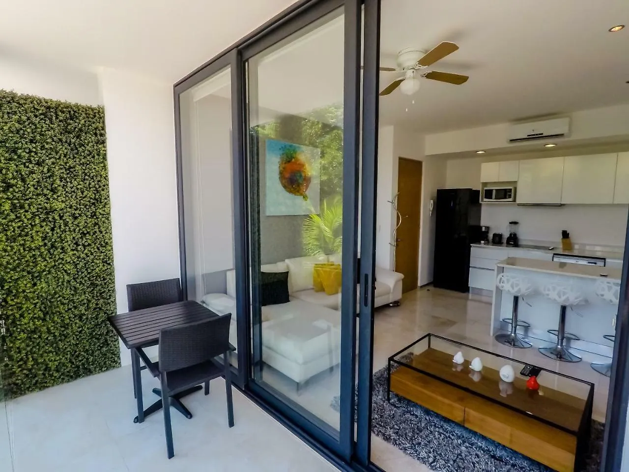 Menesse 32 Luxury Apartments By Mikitito Rentals Playa del Carmen 0*,  Mexico