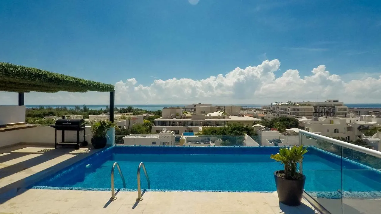 Menesse 32 Luxury Apartments By Mikitito Rentals Playa del Carmen Mexico